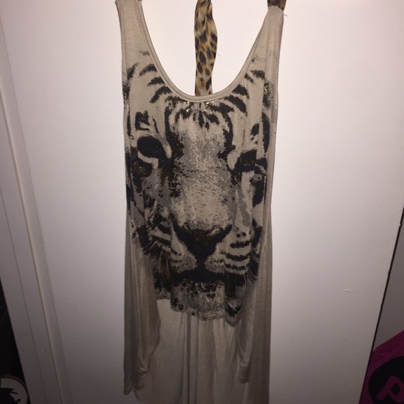 Tank - Picture 2 of 2